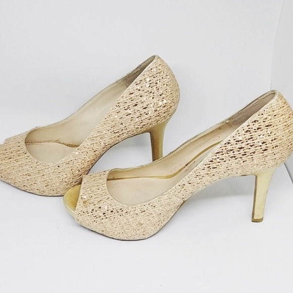 Audrey Brooke Shoes - Audrey Brooke gold pump heels 8.5 quillan